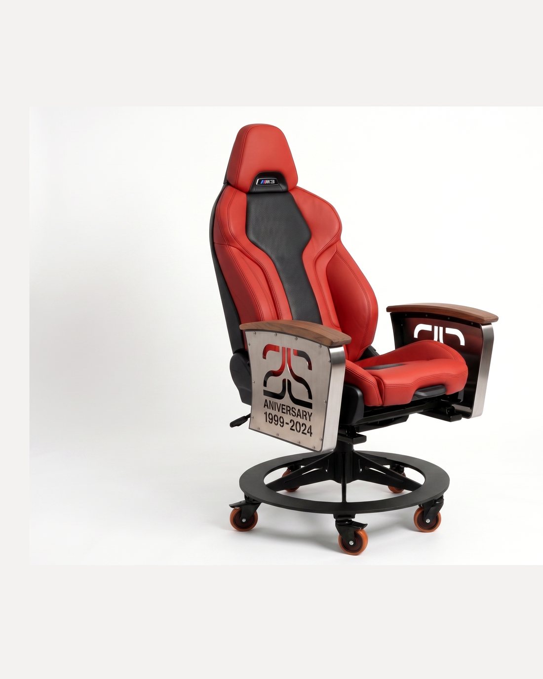BMW M3 car-seat office chair by AutoStuhl — The Fiona Edition, view 1